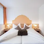Rosa-10 By Interhome Апартаменты *