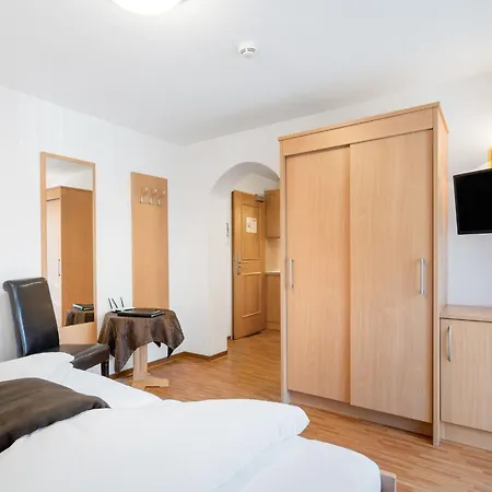 Rosa-10 By Interhome Apartamento Mayrhofen