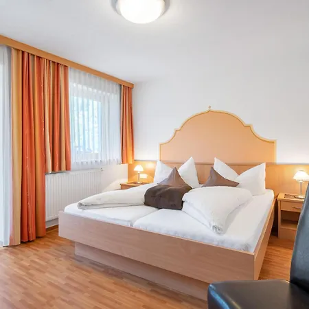 Daire Rosa-10 By Interhome Mayrhofen