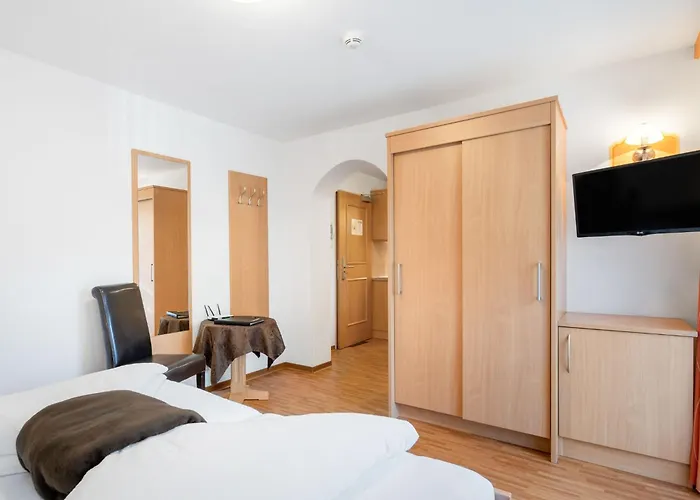 Rosa-10 By Interhome Apartamento Mayrhofen